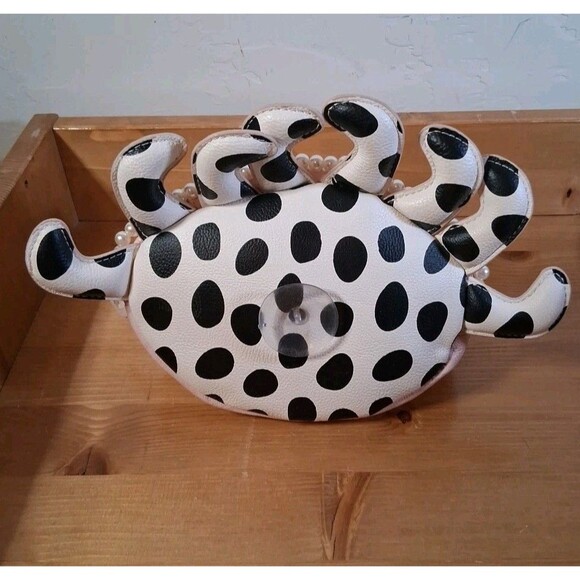 BETSEY JOHNSON Kitsch Octopus Pink Pearls Clutch Cosmetic Makeup Bag NWOT - Picture 6 of 13